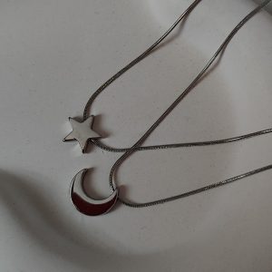گردنبند مینیمال