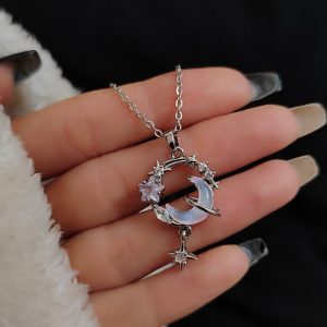 گردنبند سوارسکی طرح ماه