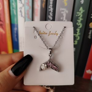 گردنبند دم وال سوارسکی صورتی