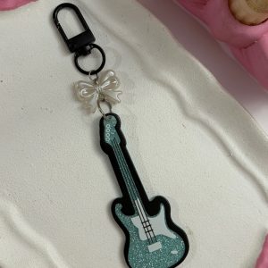 چارم گیتار سبز